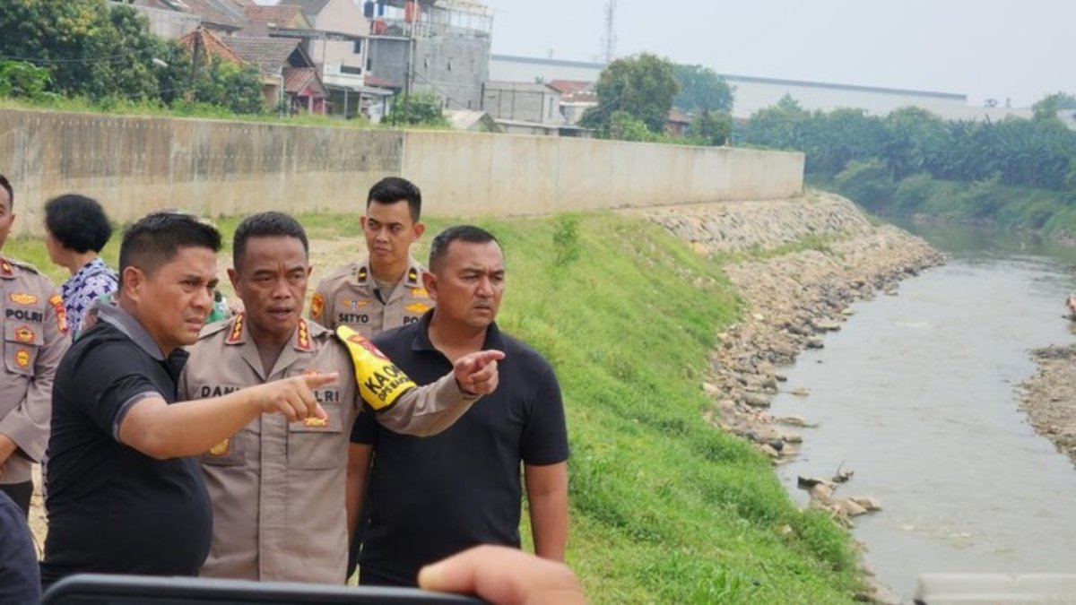 Penemuan Mengerikan di Kali Bekasi Polisi Susuri Lokasi Usai Ditemukan 7 Jenazah